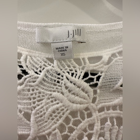 J. Jill XS White Linen Blend Embroidered Collar Chest Lightweight Sweater - Picture 10 of 13